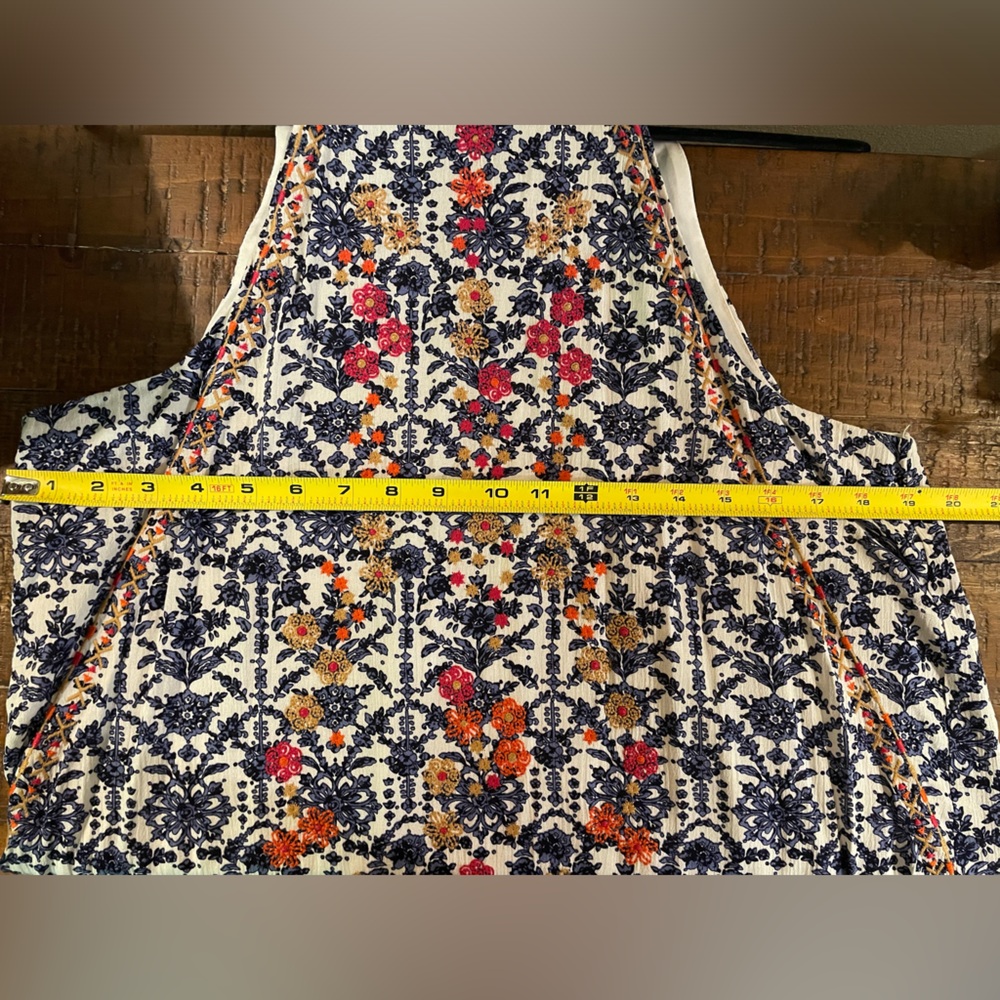 THML Floral halter mini dress L‎ - Picture 10 of 10